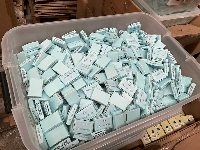 Partij aluminium scheermesjes met houder - afbeelding 7 van  10