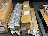 Partij aluminium & stalen frameversterkingen - afbeelding 2 van  8