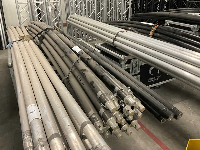 Partij aluminium truss buizen - afbeelding 1 van  4