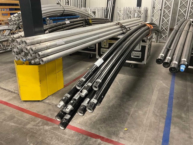 Partij aluminium truss buizen - afbeelding 1 van  4