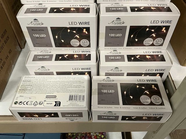 Partij anna’s collection led wire warm white 100led 5m (70x) - afbeelding 2 van  2