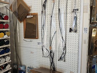 Partij antennes en hoedenplankenstof - afbeelding 1 van  4