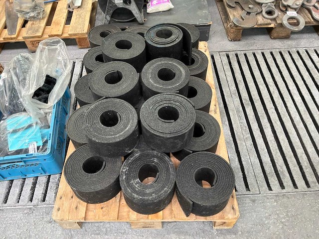 Partij anti-slip matten - afbeelding 1 van  3