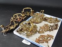 Partij antiek (18de eeuws) brons/messing beslag - afbeelding 1 van  5