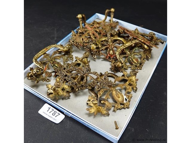 Partij antiek (18de eeuws) brons/messing beslag - afbeelding 4 van  5