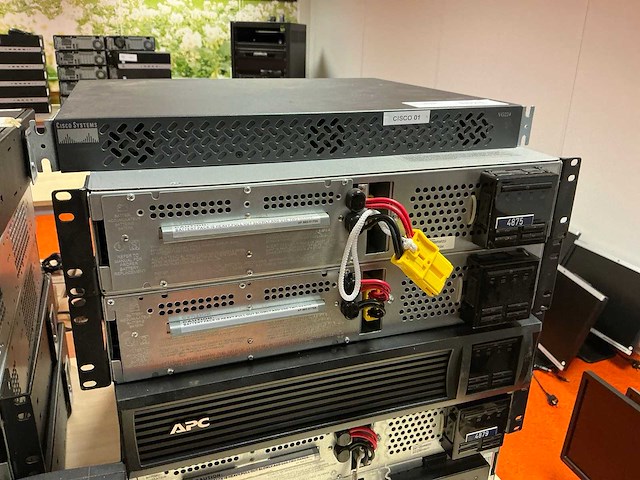 Partij apc’s - afbeelding 6 van  8