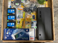 Partij aquarium toebehoren - afbeelding 2 van  3