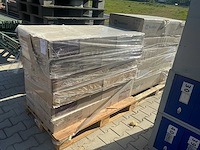 Partij armstrong en rockfon plafondplaten - afbeelding 1 van  7