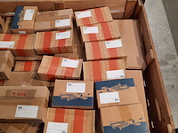 Partij asfaltnagels - afbeelding 7 van  7