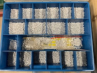 Partij assortikoffers met inhoud, 16 stuks - afbeelding 2 van  17