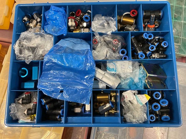 Partij assortikoffers met inhoud, 16 stuks - afbeelding 6 van  17