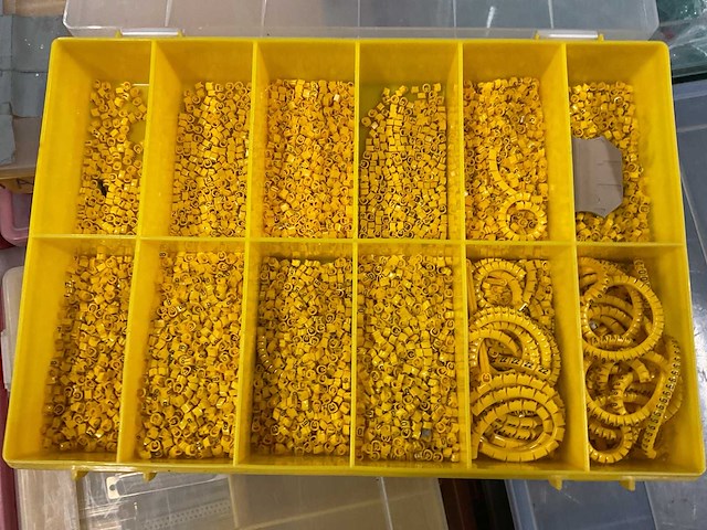 Partij assortikoffers met inhoud, 16 stuks - afbeelding 10 van  17