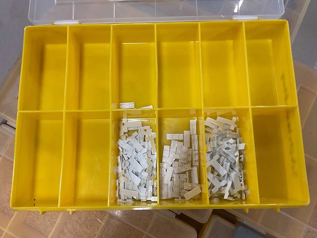 Partij assortikoffers met inhoud, 18 stuks - afbeelding 8 van  19