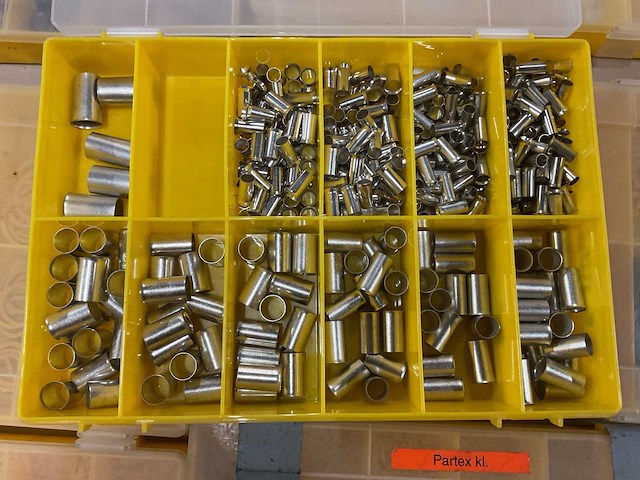 Partij assortikoffers met inhoud, 18 stuks - afbeelding 10 van  19