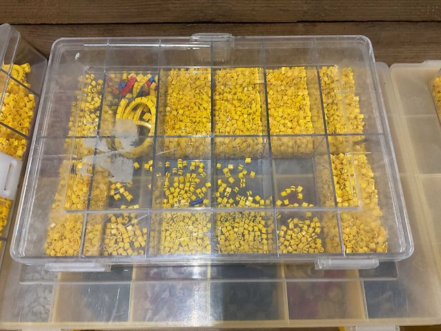 Partij assortikoffers met inhoud, 18 stuks - afbeelding 17 van  19