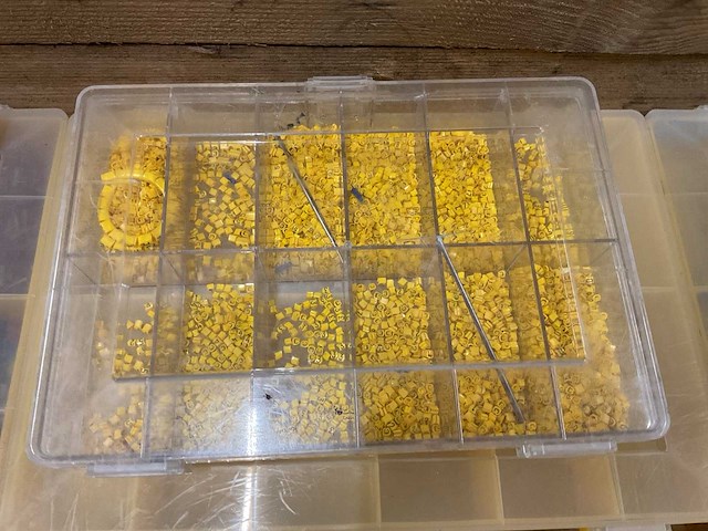 Partij assortikoffers met inhoud, 18 stuks - afbeelding 18 van  19