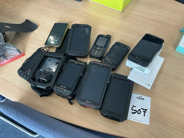Partij atex mobieltjes - afbeelding 1 van  8