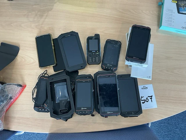Partij atex mobieltjes - afbeelding 3 van  8