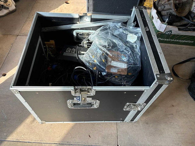 Partij audio-apparatuur onderdelen - afbeelding 1 van  7