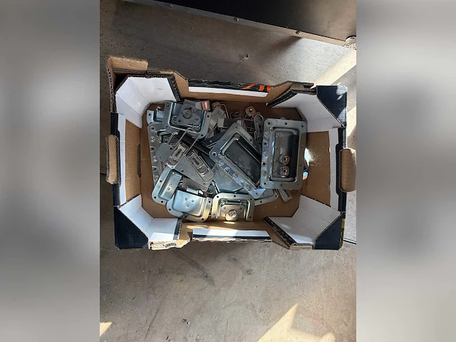 Partij audio-apparatuur onderdelen - afbeelding 7 van  7