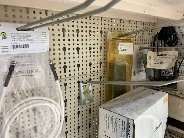 Partij audio en tv installatie onderdelen - afbeelding 11 van  19