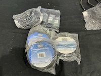 Partij audio en voedingskabels - afbeelding 1 van  4