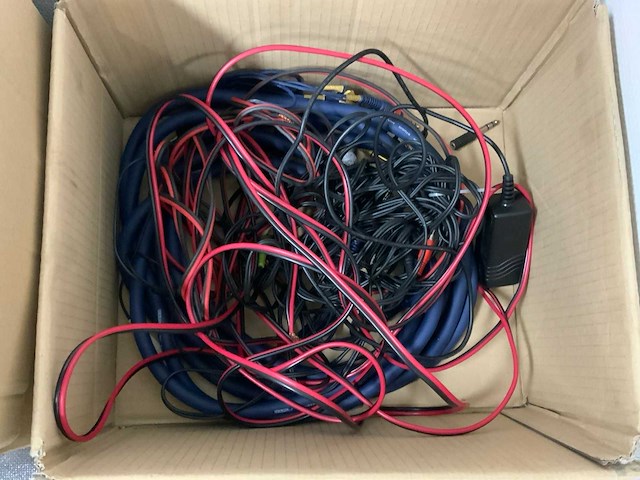 Partij audio kabels - afbeelding 2 van  10