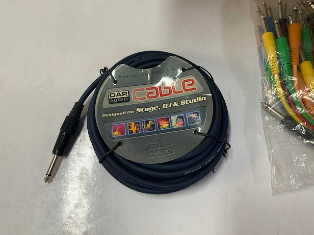 Partij audio kabels - afbeelding 2 van  5