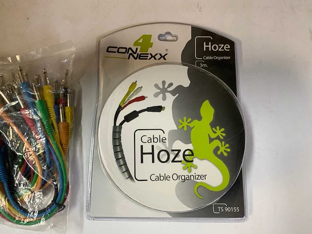 Partij audio kabels - afbeelding 4 van  5