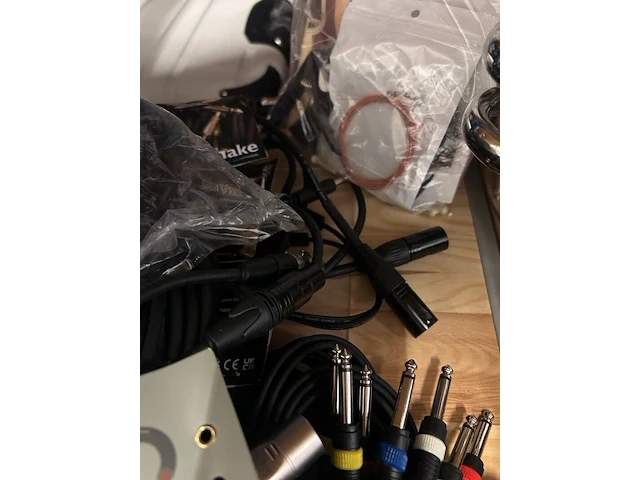 Partij audiokabels en studio-accessoires - afbeelding 9 van  9
