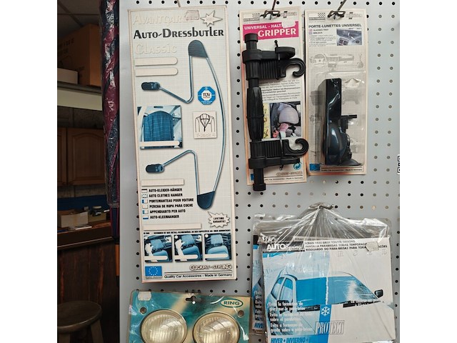 Partij auto accessoires met stelling, micro car - afbeelding 2 van  8