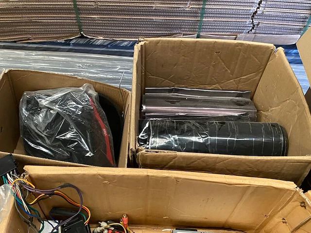Partij auto materialen en gereedschap - afbeelding 14 van  15