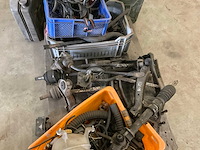 Partij auto materialen - afbeelding 6 van  7