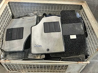 Partij auto matten - afbeelding 5 van  9