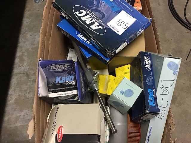 Partij auto onderdelen - afbeelding 2 van  2