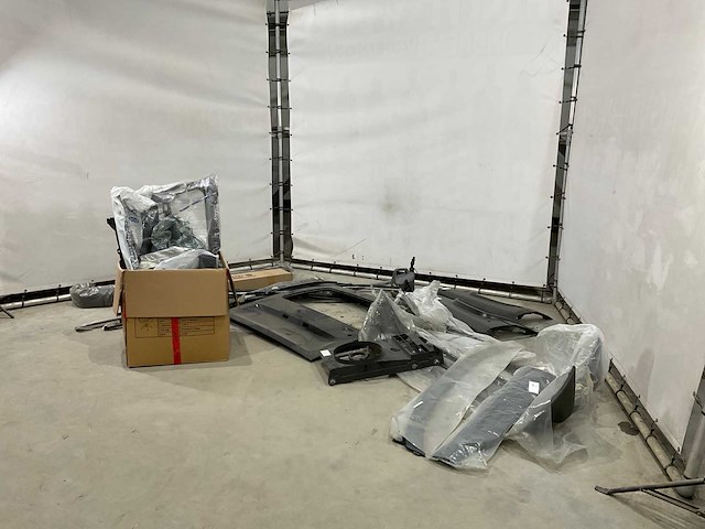 Partij auto onderdelen - afbeelding 1 van  9