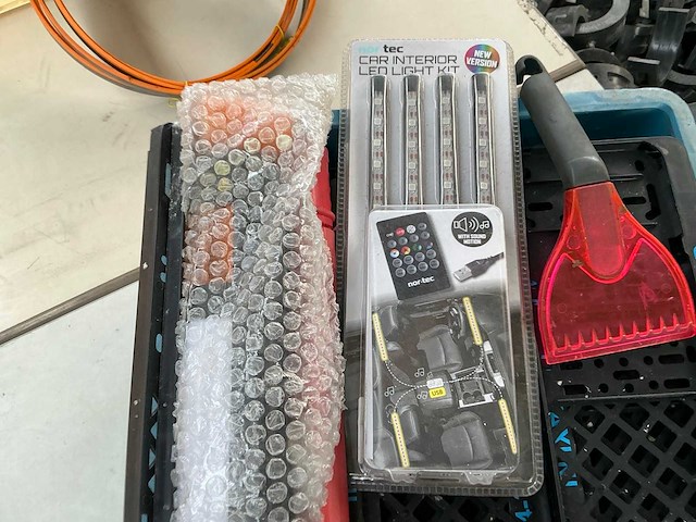 Partij auto-onderdelen - afbeelding 3 van  4