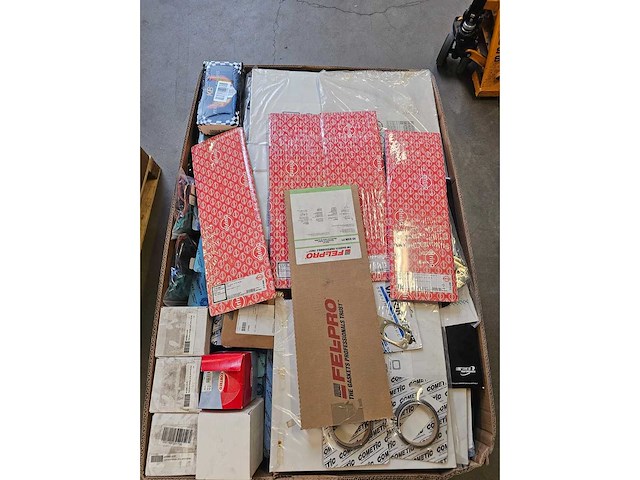 Partij auto onderdelen - afbeelding 2 van  4