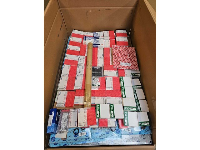 Partij auto onderdelen - afbeelding 2 van  4