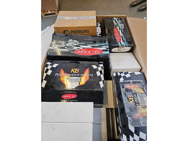 Partij auto onderdelen - afbeelding 2 van  6