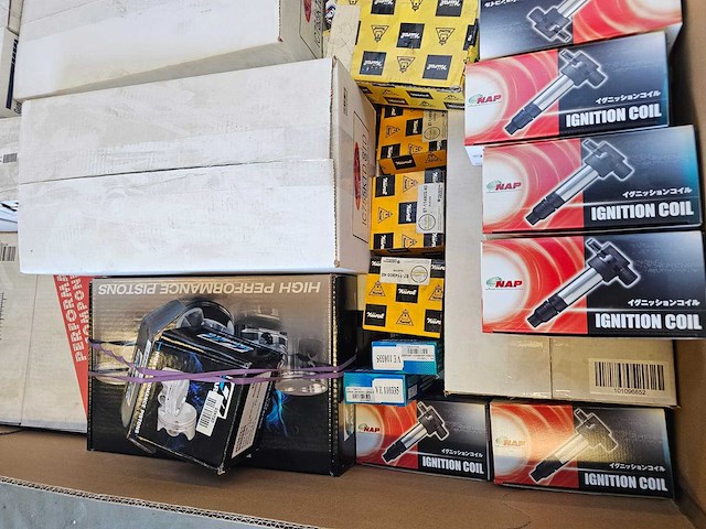 Partij auto onderdelen - afbeelding 2 van  4