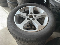 Partij autoband met velg - afbeelding 4 van  15