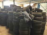 Partij autobanden - afbeelding 4 van  4