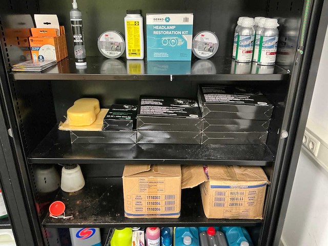 Partij autodetailing producten - afbeelding 2 van  13