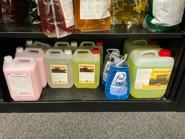 Partij autodetailing producten - afbeelding 11 van  13