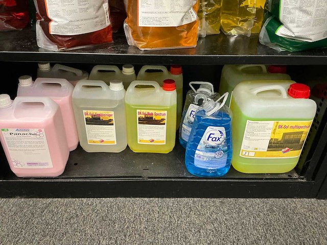 Partij autodetailing producten - afbeelding 12 van  13