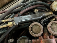 Partij autogeen snijtoort-sets & reduceerventielen - afbeelding 2 van  2