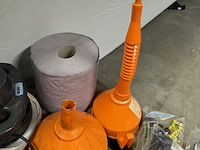 Partij automaterialen - afbeelding 8 van  10