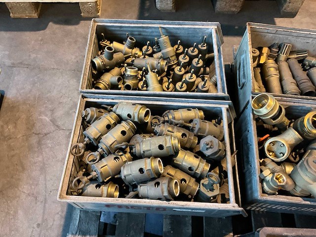 Partij automatische ontluchters, 1 1/2”, 1 1/4” - afbeelding 3 van  5