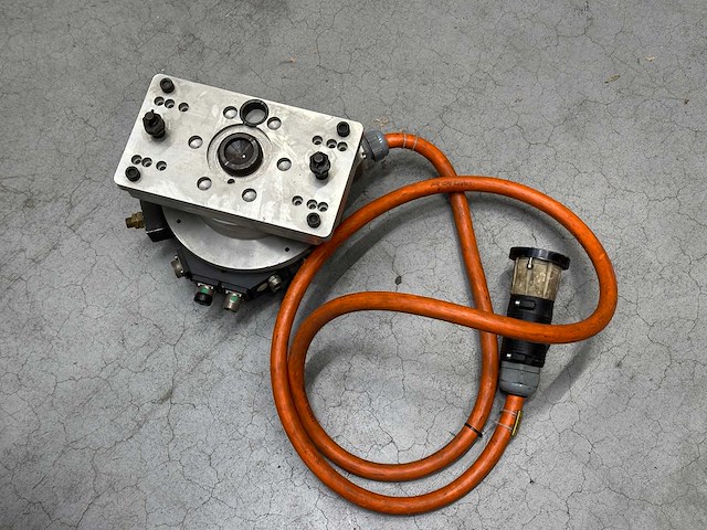 Partij automatisering + diverse besturingsmodules + robot adopter applied robotics - afbeelding 2 van  11